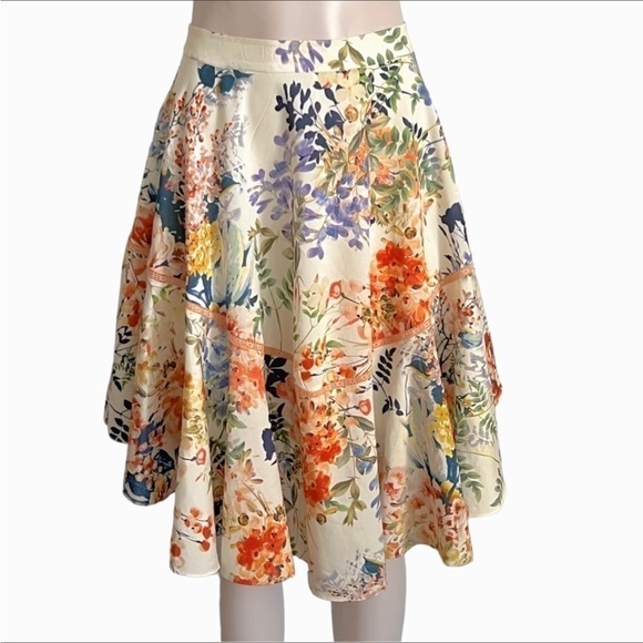 Ranna Gill Floral Blooms Jardin Asymmetrical Skirt, Size 4 - Picture 6 of 13